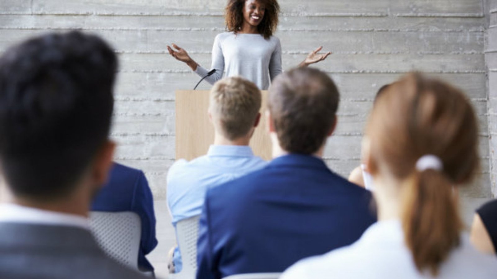 Public Speaking: Mastering Your Delivery Style